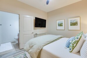 2 عدّة غرف نوم ومكتب ومكواة/لوح كي وخدمة الإنترنت