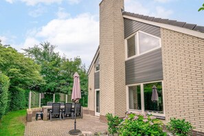 House | Outdoor dining - Charming Villa Near the sea and Forest (De Koog)