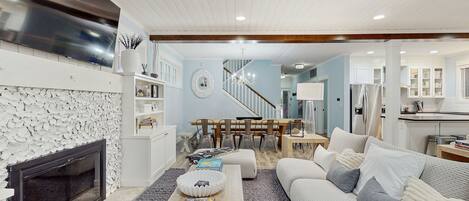 TV, videospill, DVD-spiller og bøker