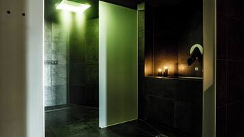 Sauna, Whirlpool, Dampfbad