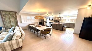 Interior - Harvey Cedars Home Designed for your Vacation! (Harvey Cedars)