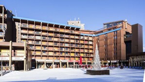 Exterior - Holiday Home in Arcs 2000 by Ski Slopes (Bourg-Saint-Maurice)