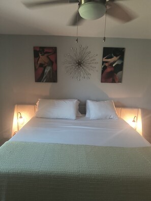 3 bedrooms, iron/ironing board, WiFi, bed sheets