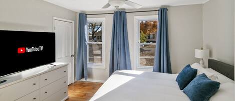 2 bedrooms, desk, iron/ironing board, travel crib