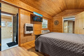 3 bedrooms, iron/ironing board, WiFi
