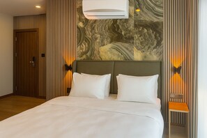 In-room safe, laptop workspace, blackout curtains, soundproofing