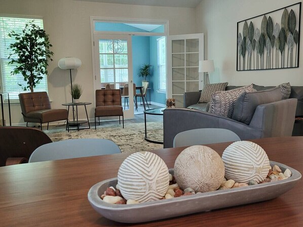 TV, peis og stereoanlegg