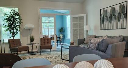 High Point`s Gem! Group Friendly! Five Bedrooms!