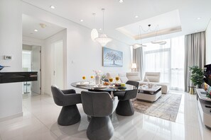 Departamento, vista a la ciudad | Sala de estar | Televisión de plasma 