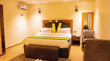 Standard Single Room, Balcony, City View | In-room safe, free WiFi