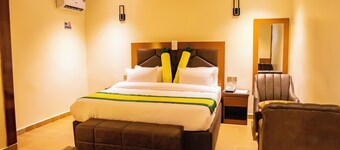 Villa Hilton Hotels & Apartments