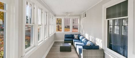 المنشأة من الداخل