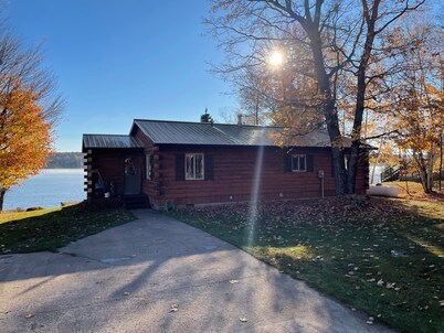 Rustic UP Waterfront Cabin on Huron Bay