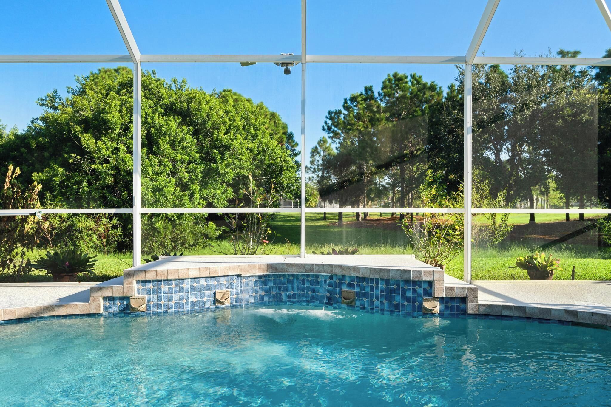 Piscine extérieure, piscine chauffée