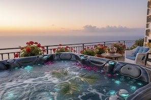 Bain à remous extérieur