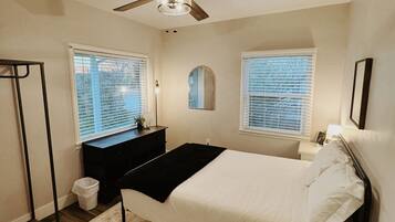 2 chambres, bureau, lit parapluie, Wi-Fi gratuit