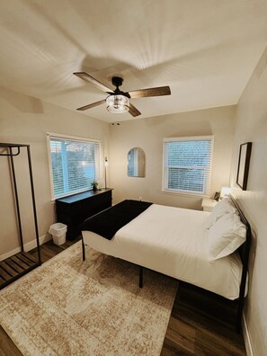 2 bedrooms, desk, travel cot, free WiFi