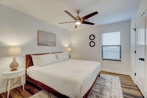 3 室のベッドルーム、WiFi