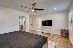 3 bedrooms, WiFi