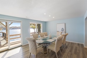 7 habitaciones, decoración personalizada y muebles diferentes 