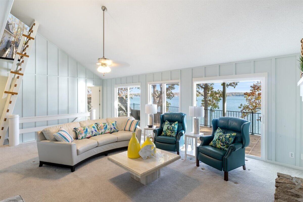 Nhà, nhiều giường, sân hiên (Happy Hour) | Khu phòng khách