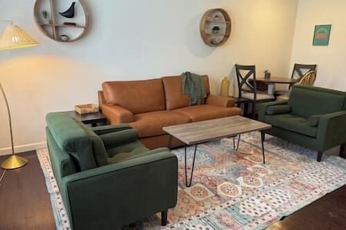 King & Queen Beds Pet Friendly