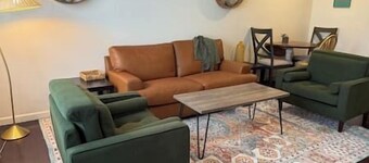 King & Queen Beds Pet Friendly