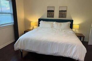 2 bedrooms, iron/ironing board, WiFi, bed sheets