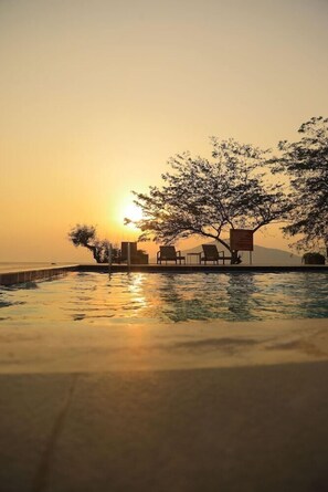 Outdoor pool - Haile Resort Arbaminch (Arba Minch)