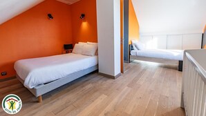 4 habitaciones, cuna de viaje, wifi gratis y ropa de cama