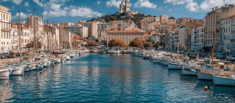 Un Petit Coin de Provence ★★★★ Maison contemporaine avec piscine privée chauffée à Istres