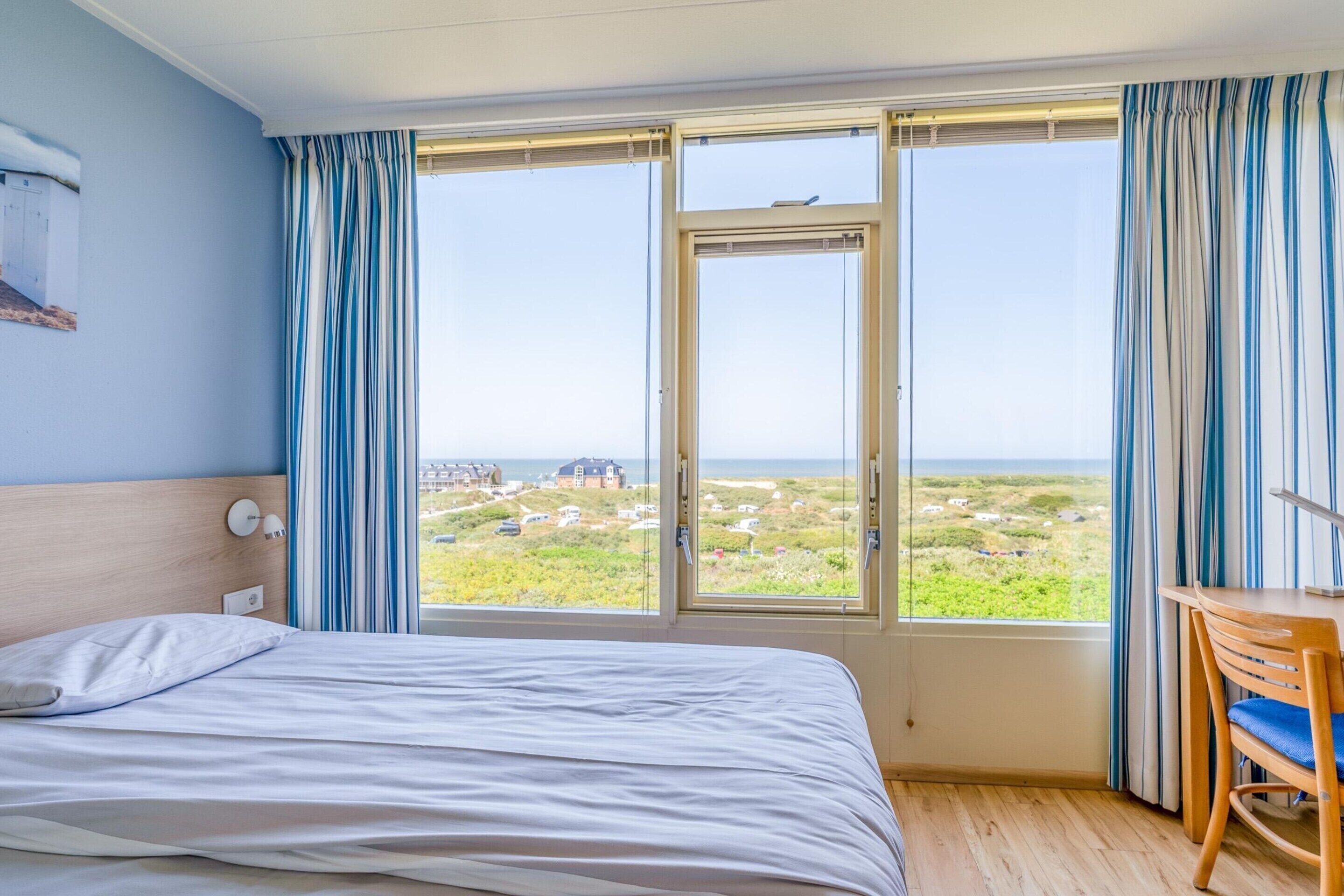 Apartment | 1 bedroom, individually furnished, bed sheets