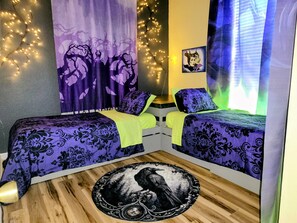 3 bedrooms, iron/ironing board, travel crib, free WiFi