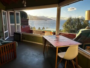 تناول الطعام