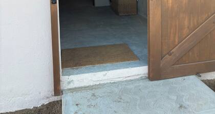 Beautiful 1-bedroom Chalet right on The Beach.