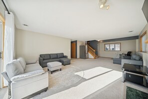 スマートテレビ、暖炉