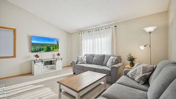 スマートテレビ、暖炉