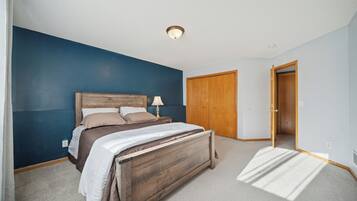 4 sovrum, skrivbord, strykjärn/strykbräda och gratis wi-fi