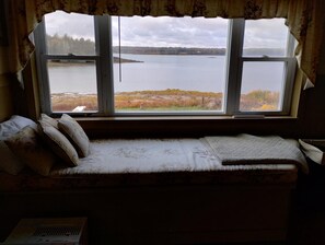 5 Schlafzimmer, Bügeleisen/Bügelbrett, Internetzugang, Bettwäsche