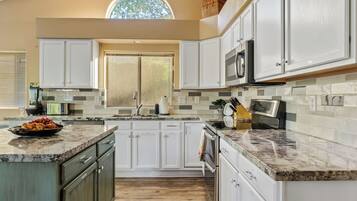 Microwave, oven, stovetop, dishwasher