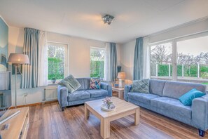 House | Living room