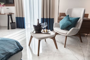 Superior-Doppelzimmer, Balkon, Stadtblick