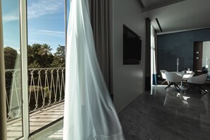 Luxury Double Room, Balcony, City View