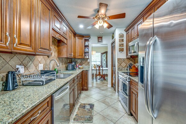 Microwave, oven, stovetop, dishwasher