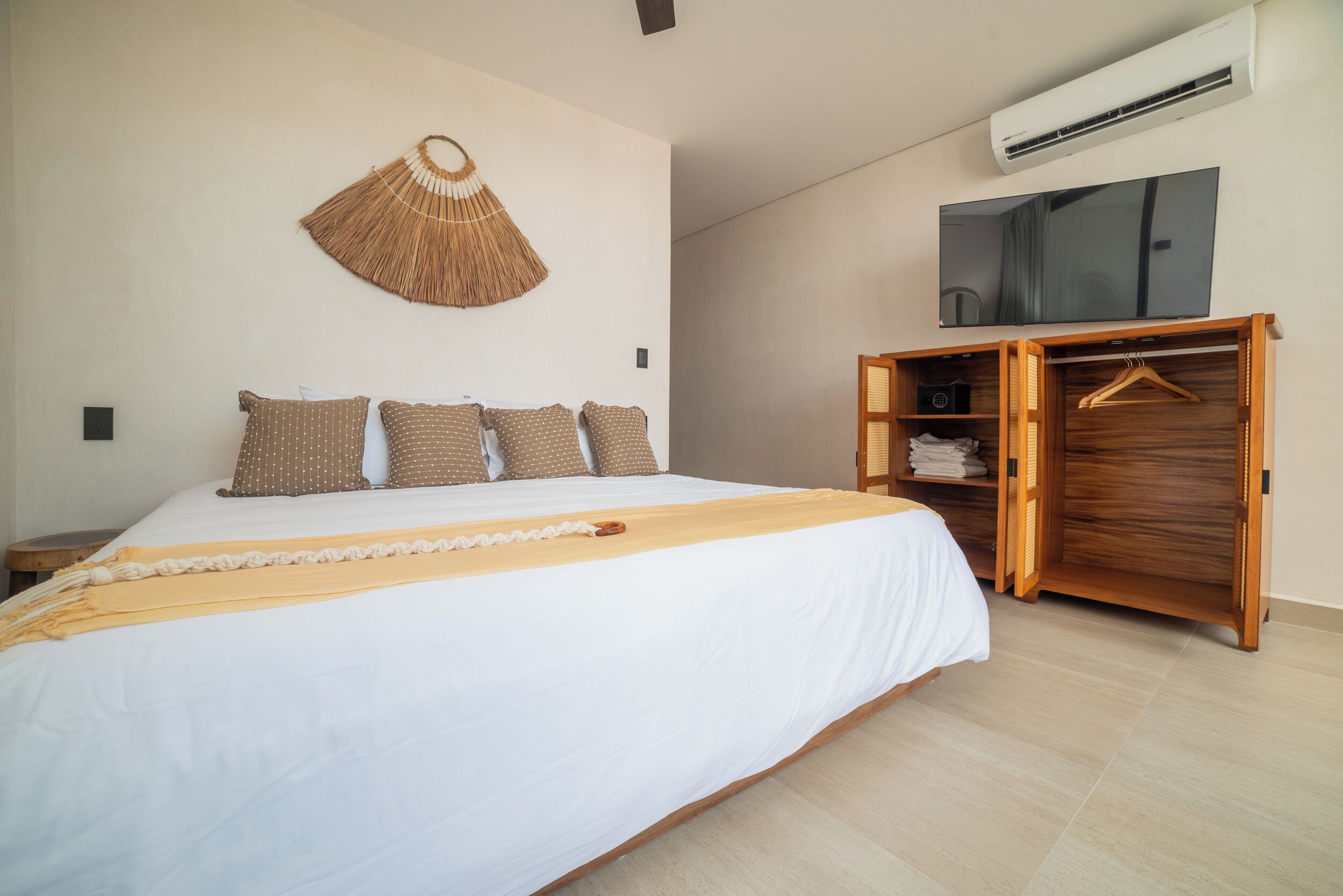 Penthouse 5 minutes from the beach | Free WiFi, bed sheets