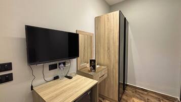 Deluxe-Doppelzimmer, Veranda, Blick auf die Wüste | Kostenloses WLAN