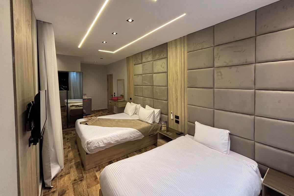 Deluxe Triple Room, Lanai, Desert View | Free WiFi