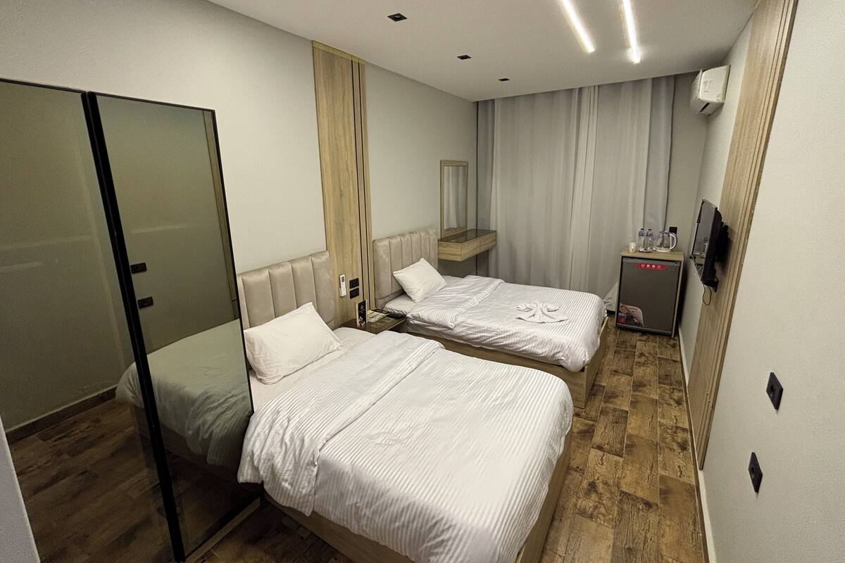 Standard Double or Twin Room, Lanai, Desert View | Free WiFi