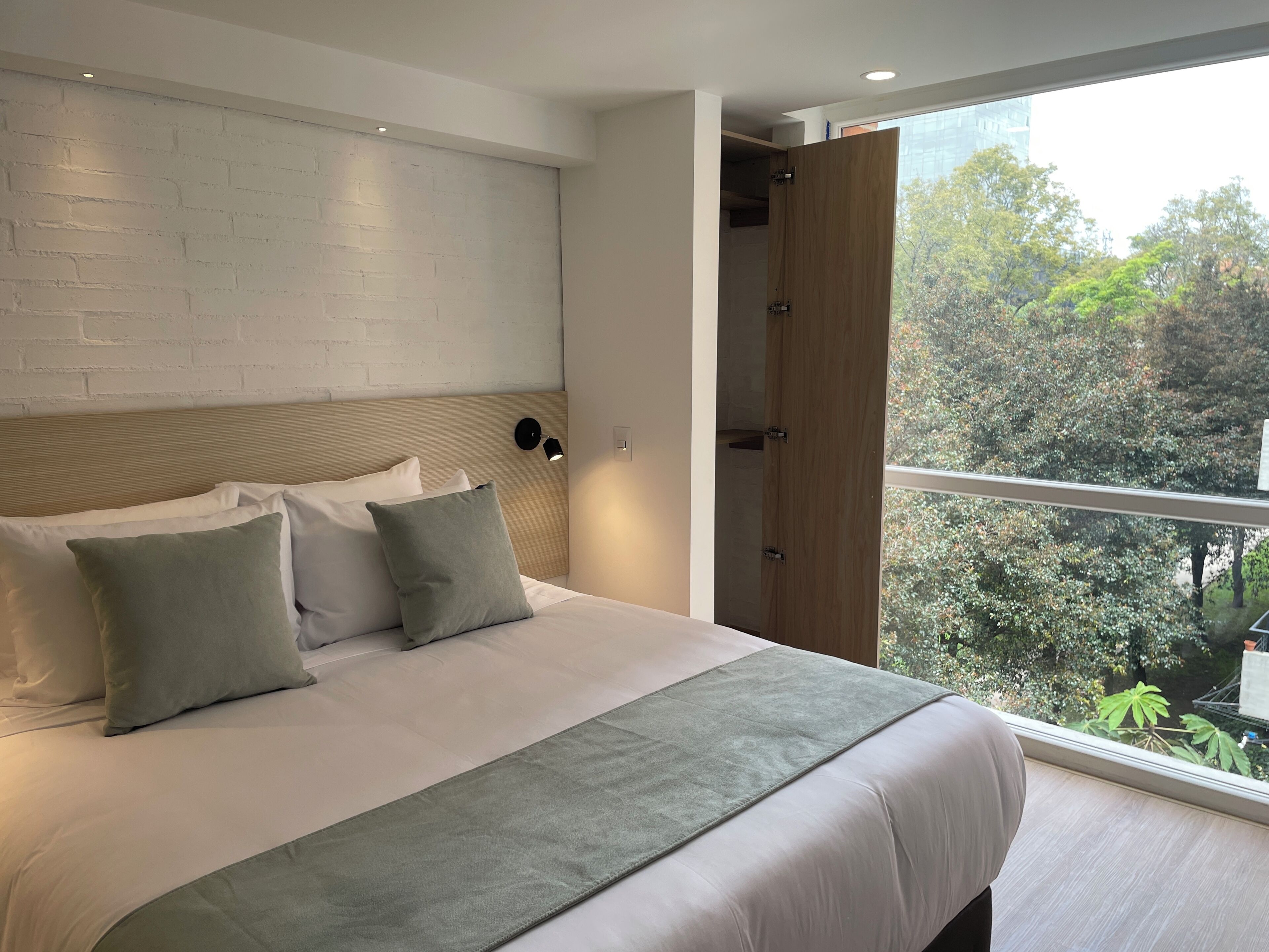Suite, 1 cama de matrimonio con sofá cama, vistas a la ciudad | Vistas a la ciudad
