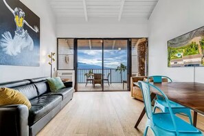 TV - Relax in Style - Quiet, Air-Conditioned 2-Bedroom Condo in Sunny Maalaea (Wailuku)